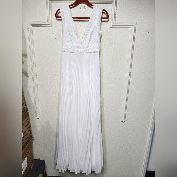 Lulus Gorgeous Forever Ivory Chiffon Lace Pleated Backless Maxi Dress Wedding - Picture 6 of 11